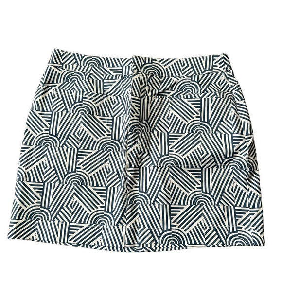 kate spade Dresses & Skirts - Kate Spade skirt womens 4 blue white Saturday mini geometric print